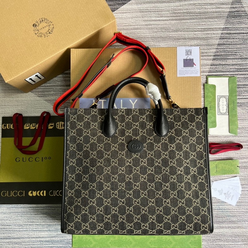 Gucci Handbags 810